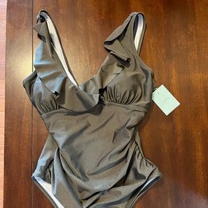 NWT Cupshe Olive Green one-piece, Size Small